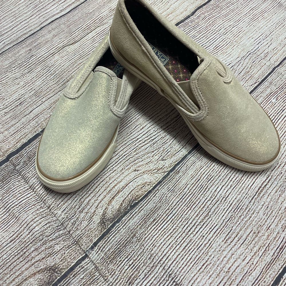 😍Sperry gold metallic leather slip on shoes size 7